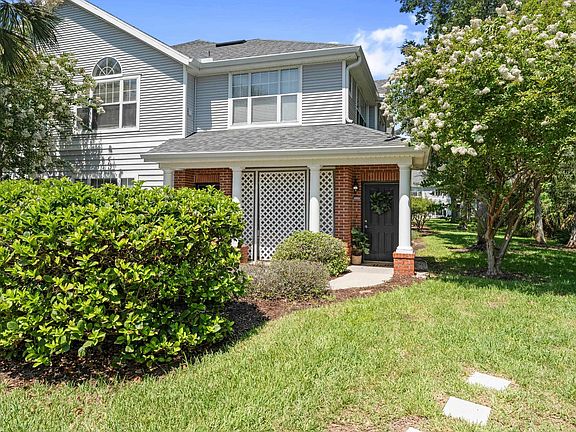 2nd image of 39215 Harbour Vista Cir