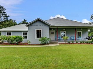 46 Lyon Dr, Deland, FL 32724