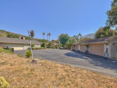 933 W Carmel Valley Rd, Carmel Valley, CA, 93924