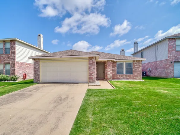 2321 Live Oak Dr, Little Elm, TX 75068