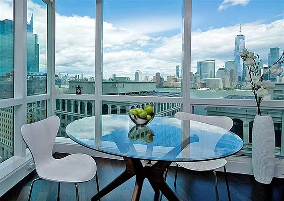 Sold by Weichert/Exchange Place | media 4