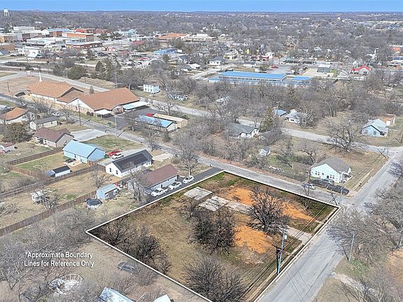 2nd image of 300 S Mill St