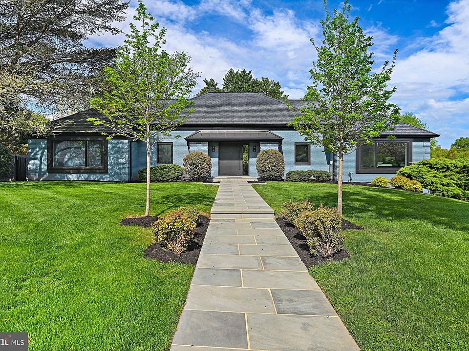 1st image of 1228 Perry William Dr
