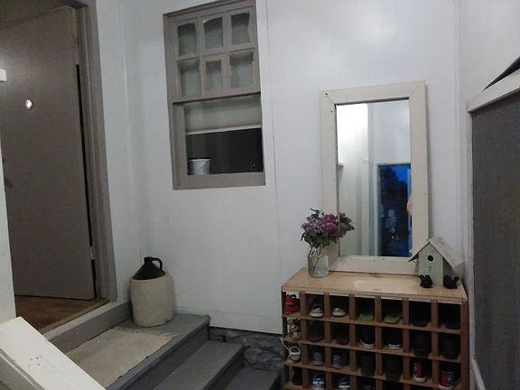 Mudroom / Breeze way