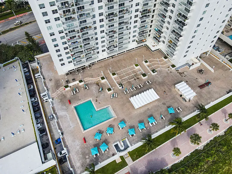 5701 Collins Ave #1011 — Photo 16