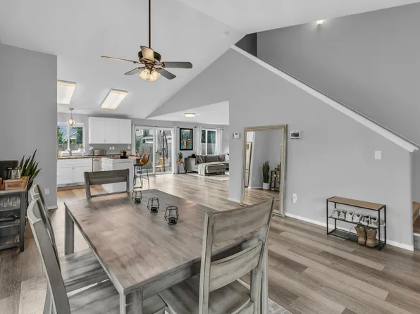 1319 Golf Club Rd SE, Lacey, WA 98503