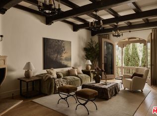 1588 Viewsite Dr, Los Angeles, CA 90069