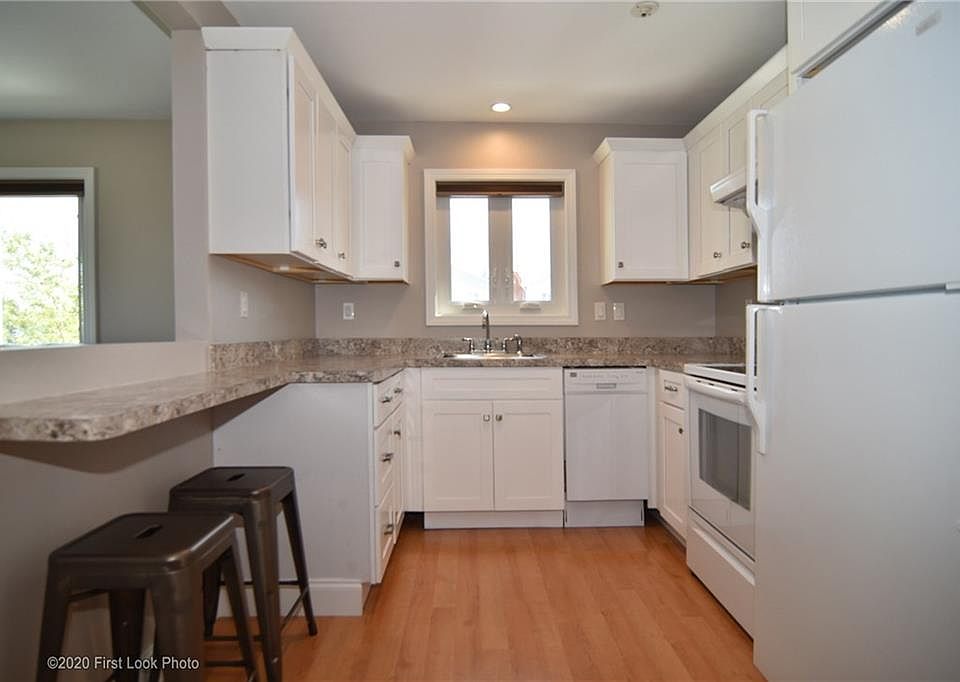 1st image of 728 Beverage Hill Ave #U13