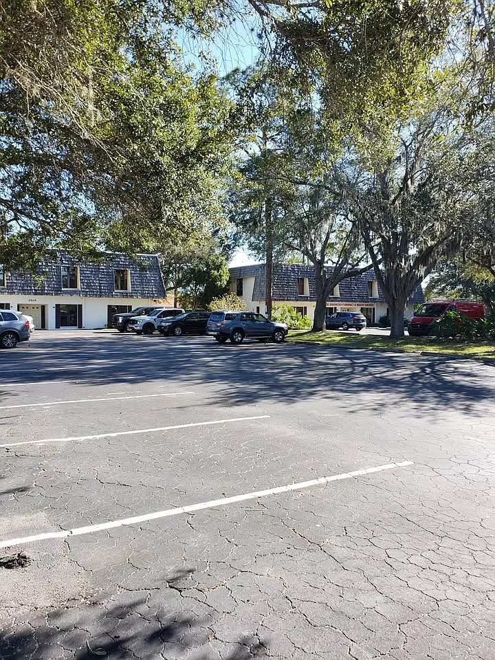 2 bed, 1300 sqft, $1,945 — Photo 1