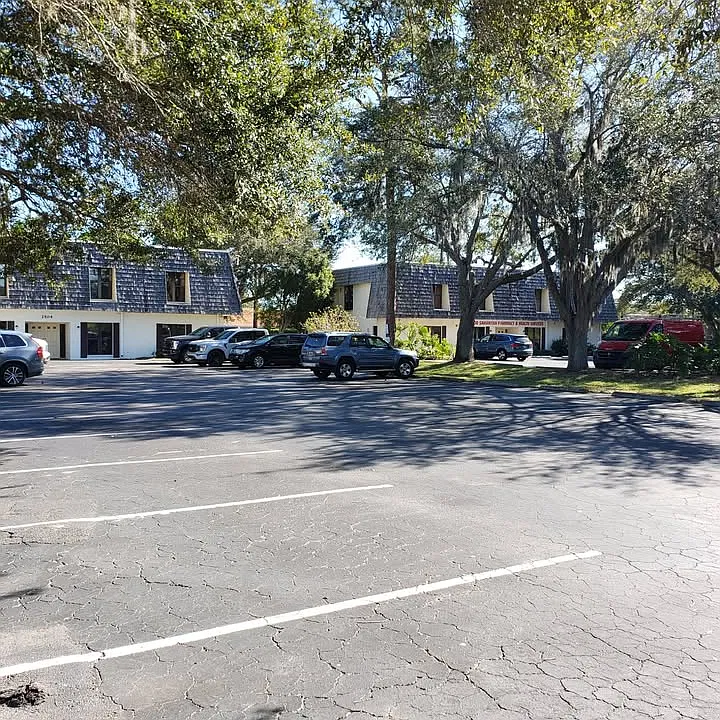 2502 N Tamiami Trl #202