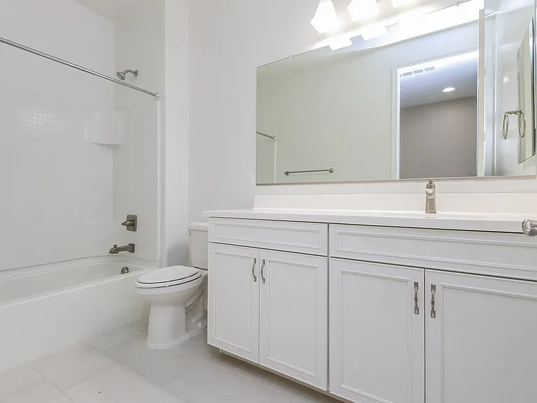 4411 W Kirkland Ave — Photo 15