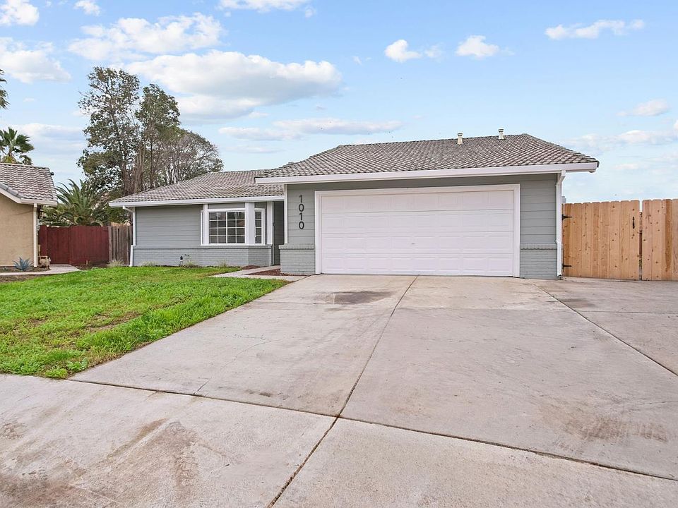 1st image of 1010 Acaciawood Ct