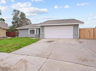 1010 Acaciawood Ct, Los Banos, CA 93635