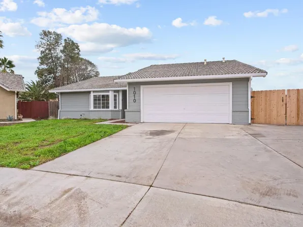 1010 Acaciawood Ct, Los Banos, CA 93635