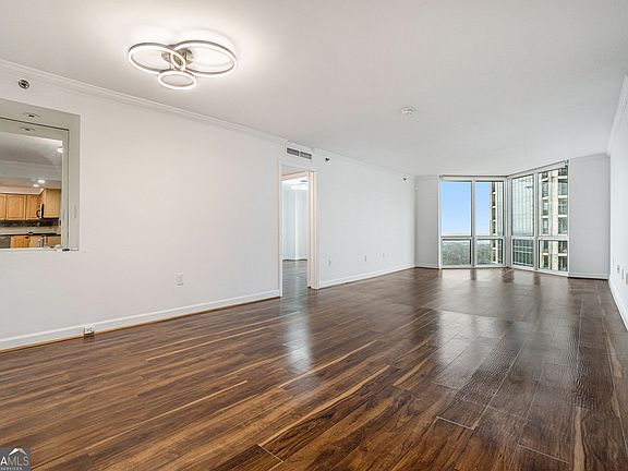 4th image of 2870 Pharr Ct S #2305