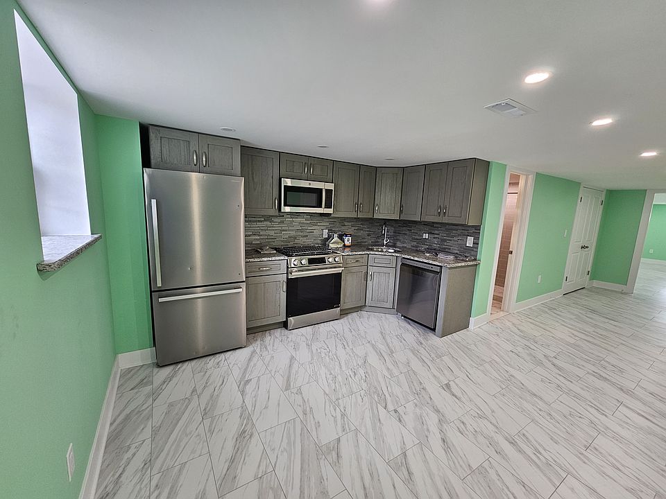 1st image of 1626 Fox Chase Rd #1