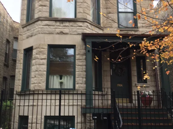 1924 N Fairfield Ave #1, Chicago, IL 60647