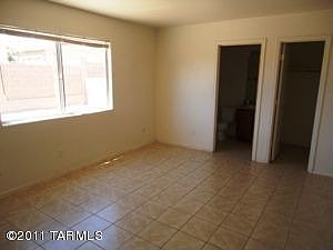4th image of 66 E Calle Sevilla