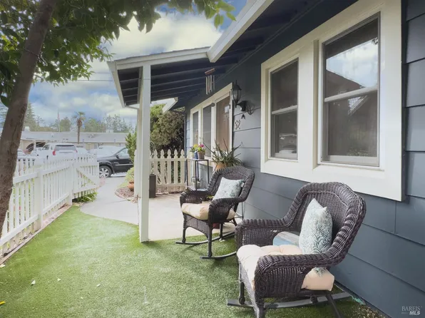 52 Woodworth Lane, Sonoma, CA 95476