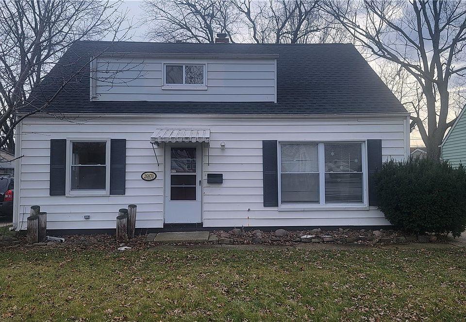 1st image of 26870 Farringdon Ave