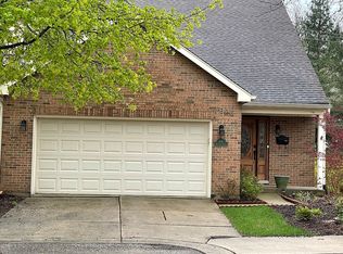 626 Windham Ln, Naperville, IL 60563