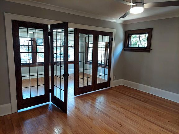 5th image of 2883 S Wentworth Ave Floor 1