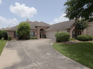 9406 Shadow Gate Ln, Houston, TX 77040