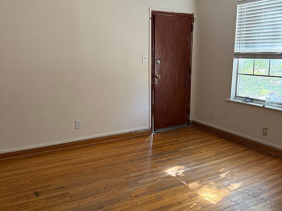 3rd image of 1801 E 5th Ave APT 5