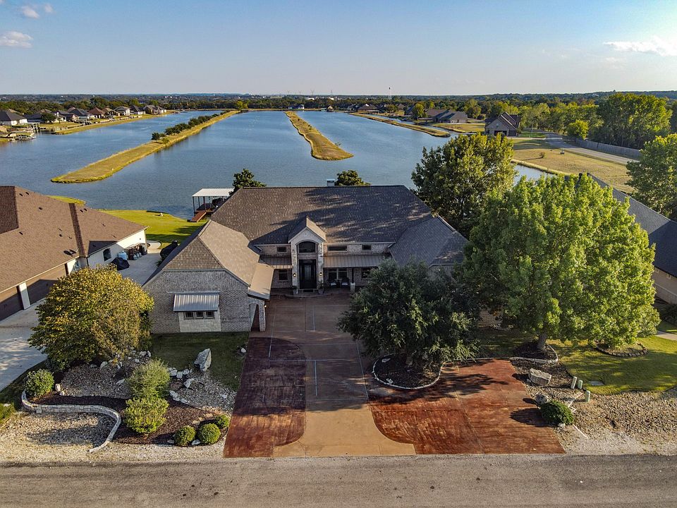 1st image of 3606 Upper Lake Cir