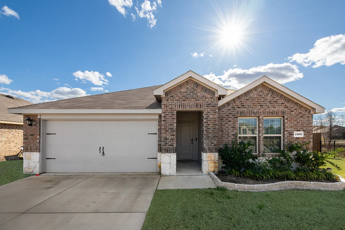 Building Photo - 1208 Fieldstone Ct