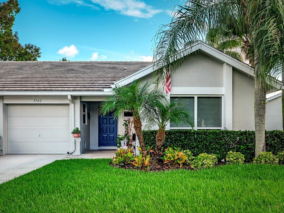 1st image of 3342 SW Villa Pl