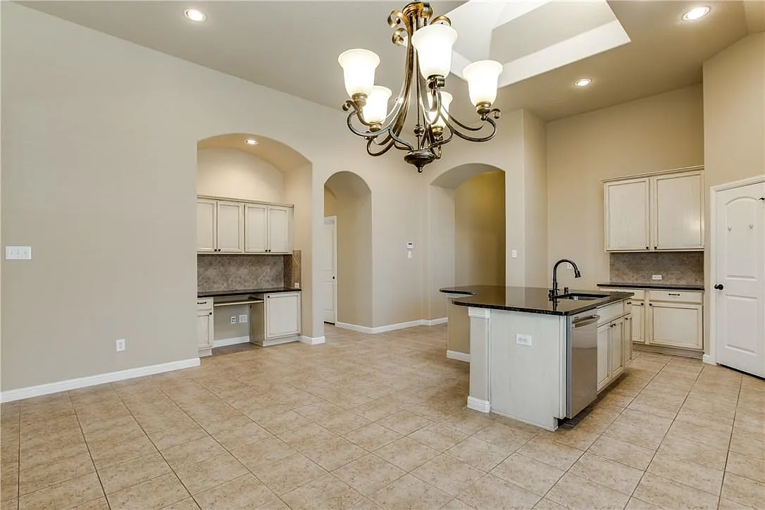 Building Photo - 916 Partridge Dr