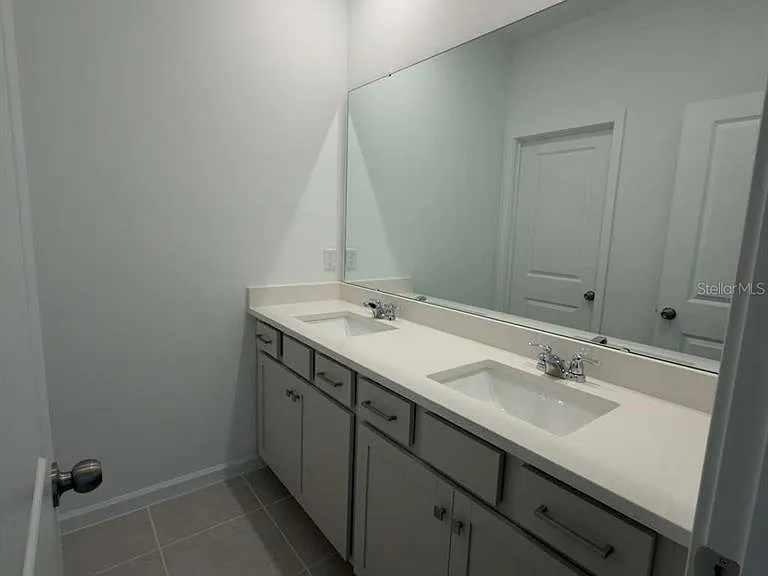 2468 Celebration Blvd — Photo 23