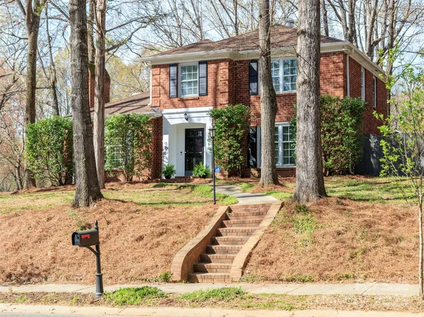 9101 Sardis Forest Dr, Charlotte, NC 28270