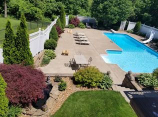 150 Buss Rd, Aliquippa, PA 15001