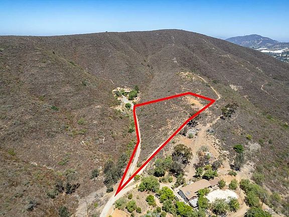 5th image of N Twin Oaks Valley Road 0