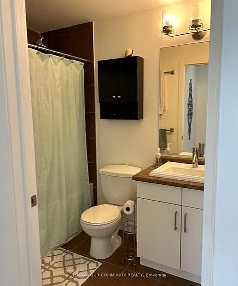551 Maple Ave #803 — Photo 4