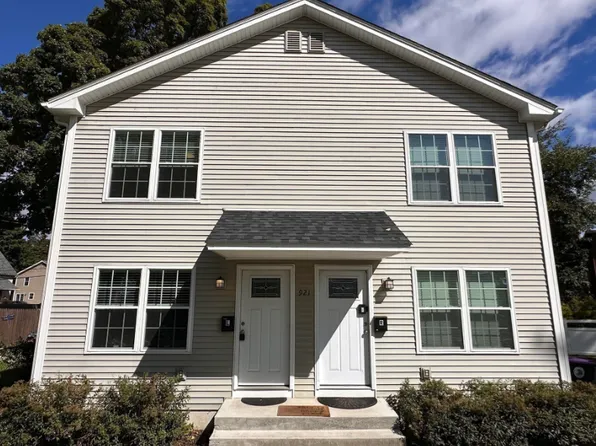 921 Dwight St #L, Holyoke, MA 01040