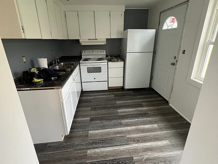 4112 Main St — Photo 3