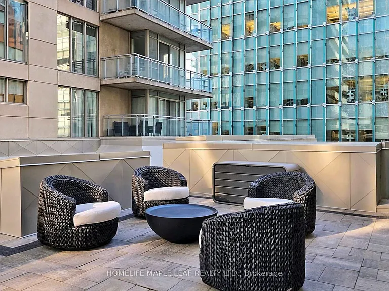 210 Victoria St #3505 — Photo 35