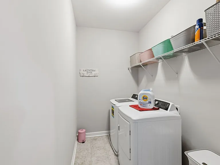 202 Tallow Tree Ct — Photo 38