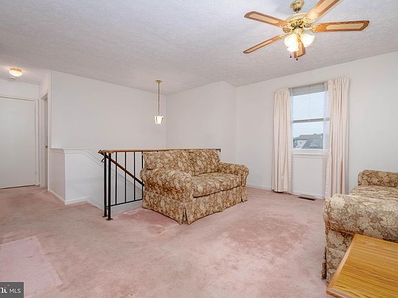 2nd image of 713 Cedar Crest Ct