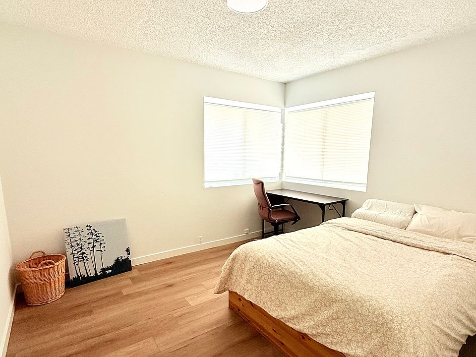 1st image of 5017 Cloverly Ave