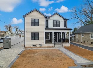 83 Madison Ave, Rochelle Park Twp., NJ 07662