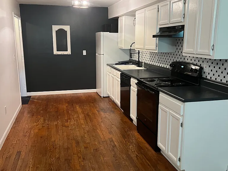 420 Woodward Rd #31 — Photo 1