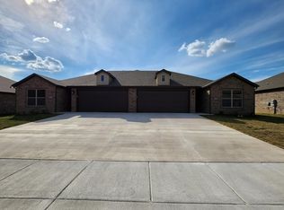 511 Little Lona Ave, Centerton, AR 72719