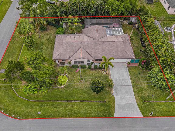 2nd image of 1318 SW Colorado Avenue