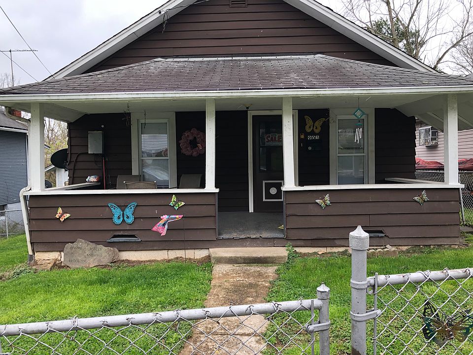 1st image of 903 Park Dr