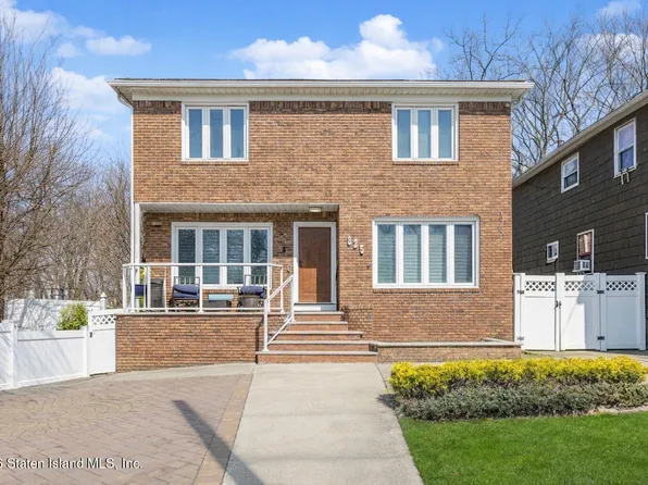 825 Willowbrook Rd, Staten Island, NY 10314