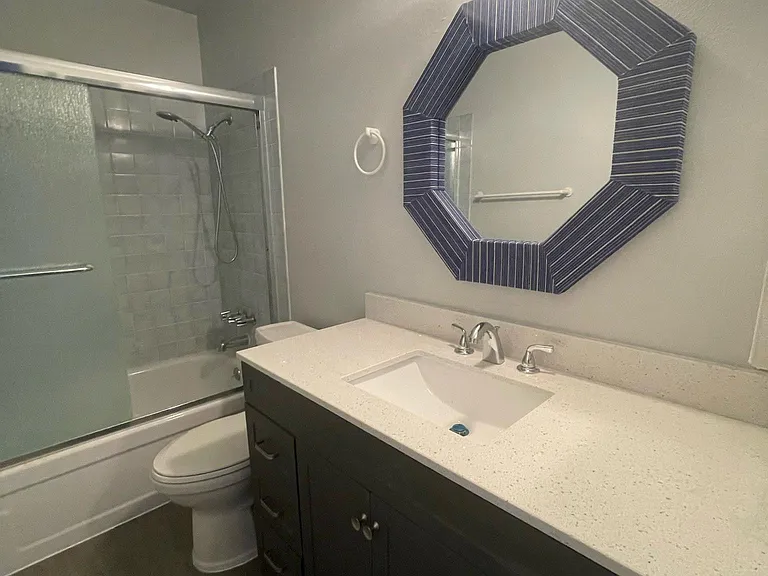 3539 Dalton Cmn — Photo 8